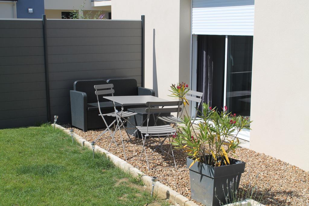 Le Champ De La Ferme Bed and Breakfast Saint-Gervais en-Belin Εξωτερικό φωτογραφία